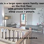Family With Full Kitchen In Garda * カヴァルカゼッレ