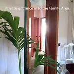 Family With Full Kitchen In Garda カヴァルカゼッレ